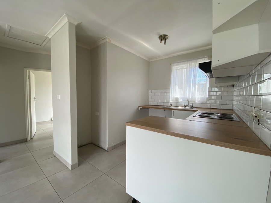 To Let 2 Bedroom Property for Rent in Vredekloof East Western Cape